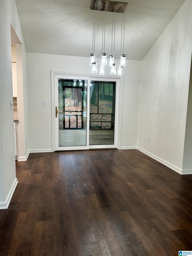 Building Photo - 2413 Pentland Dr
