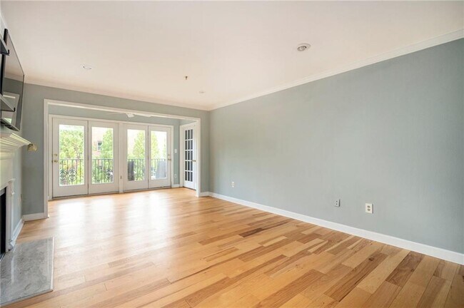 Building Photo - 3203 Lenox Rd NE