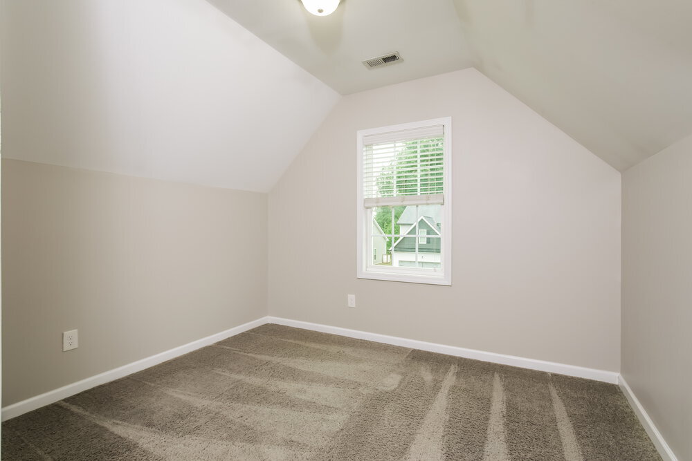 Building Photo - 124 Hansen Run