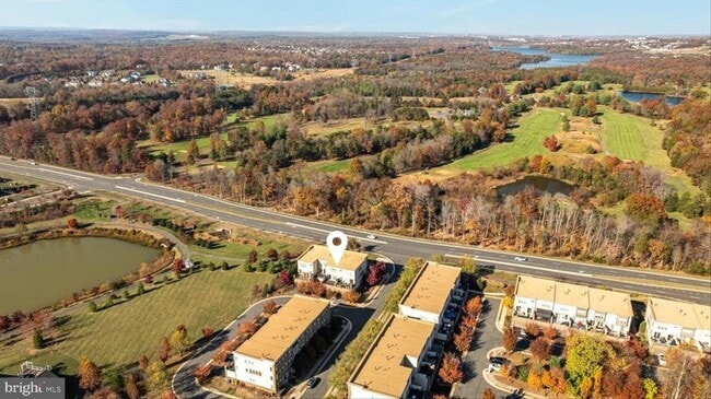 Building Photo - 42211 Yancey Terrace