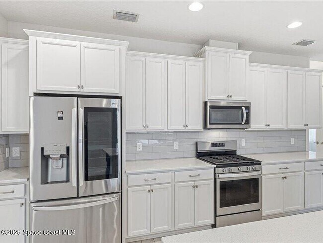 Building Photo - 7921 Mocan Ct