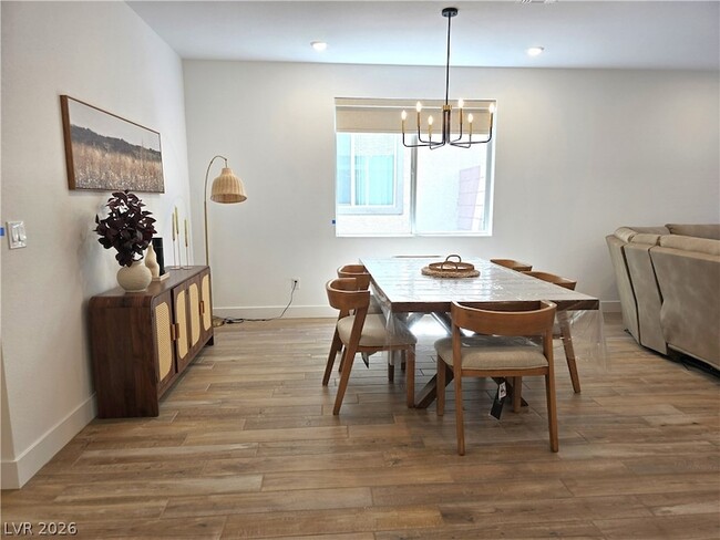 Building Photo - 6366 Pipers Brk Ln