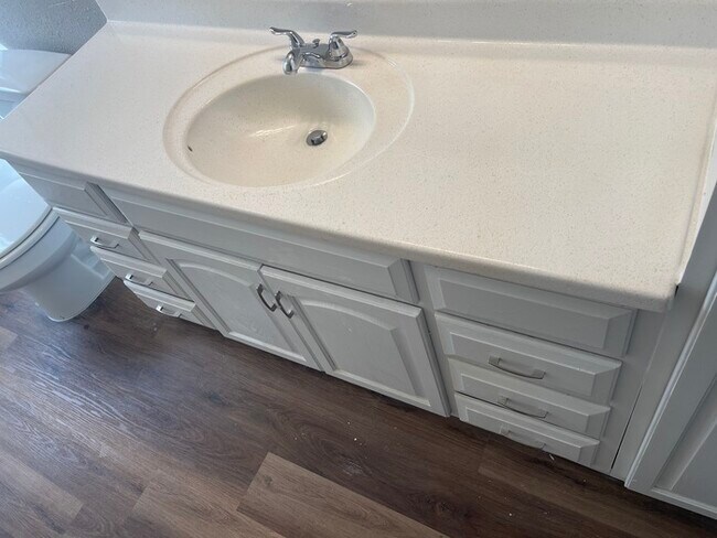 Building Photo - 5458 Osprey Dr. Houston, TX 77048