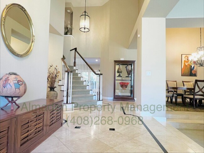 Building Photo - 7000 Sterling Gate Ct