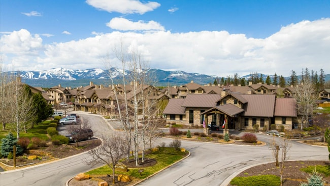 Building Photo - 6310 Locarno Dr
