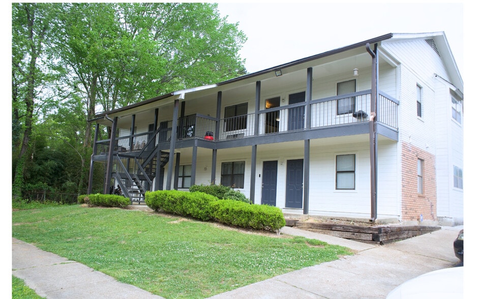 Building Photo - River Bend Apartments