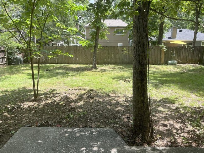 Building Photo - 26 Summer Crest Cir
