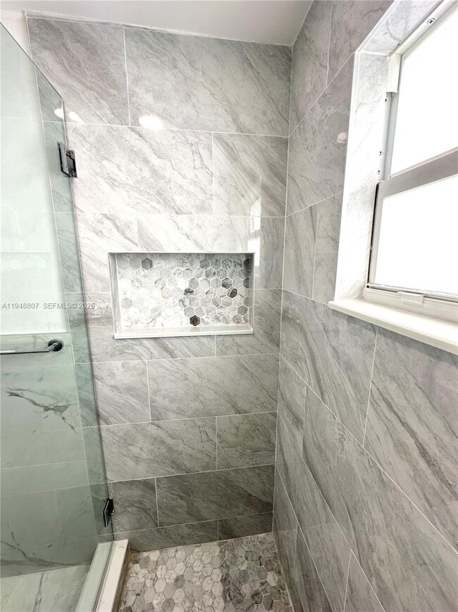 Building Photo - 2710 N 72nd Ave