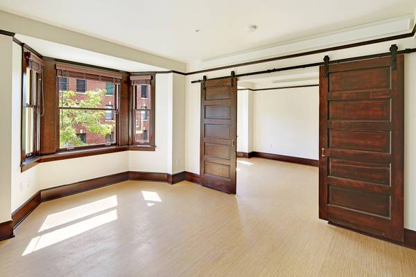 Primary Photo - Louisa Hotel