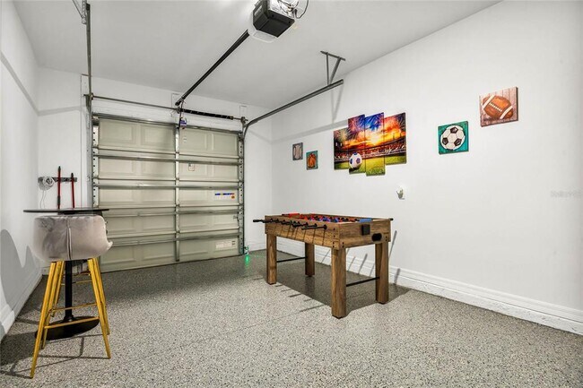 Building Photo - 641 Longboat Dr