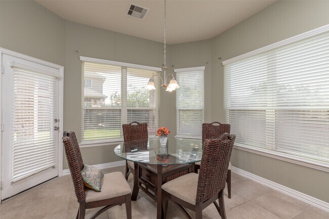 Building Photo - 25023 Florina Ranch Dr