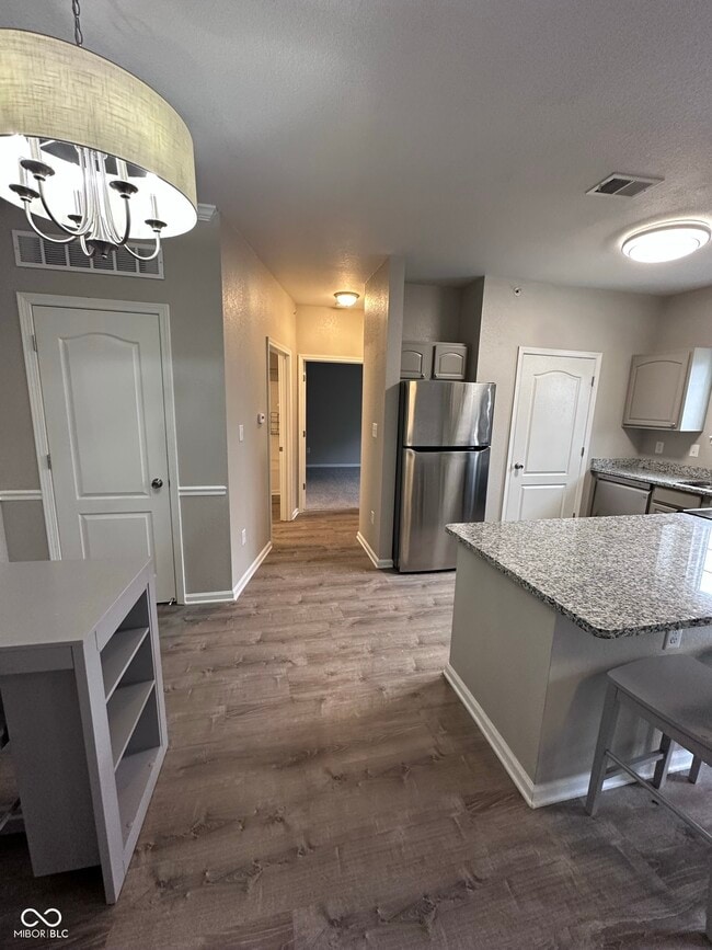 Building Photo - 12938 University Crescent