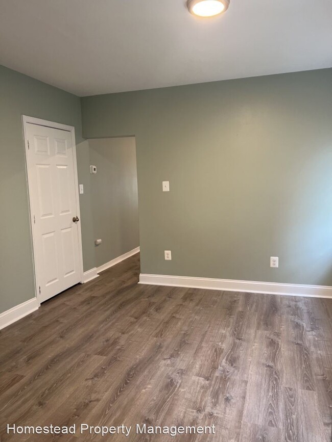 Building Photo - 3 br, 1.5 bath House - 928 Saville Ave