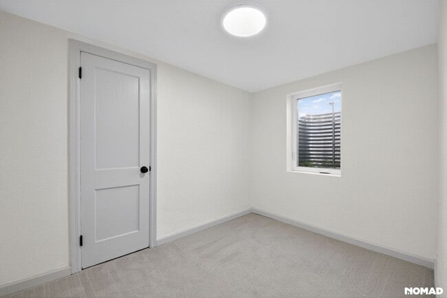 Building Photo - 4325 S Cherokee St