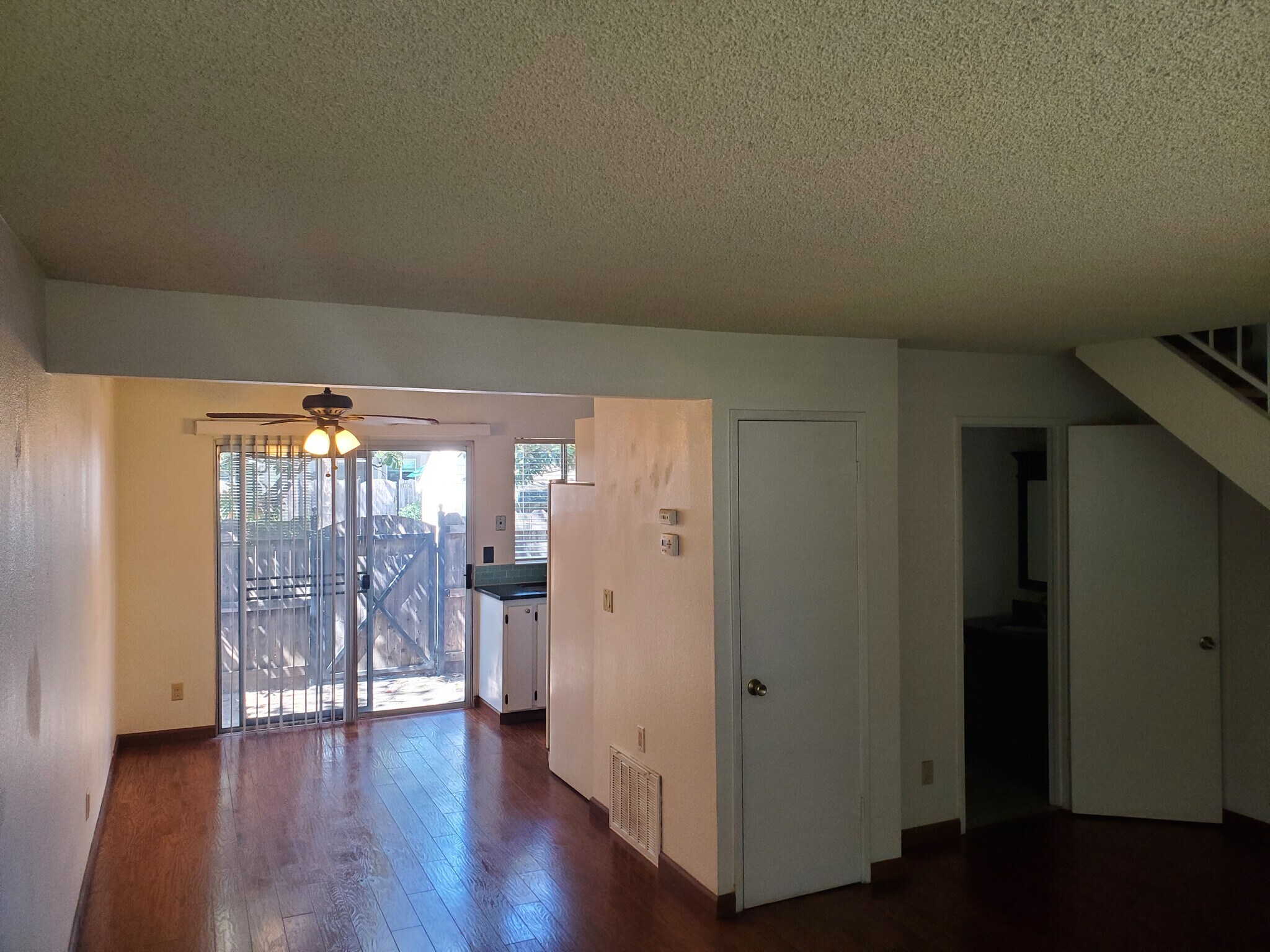 Dining area and sliding glass to patio. - 1710 Oldfield Way