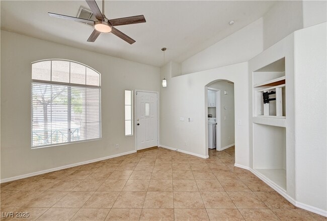 Building Photo - 9845 Lenox Crest Pl