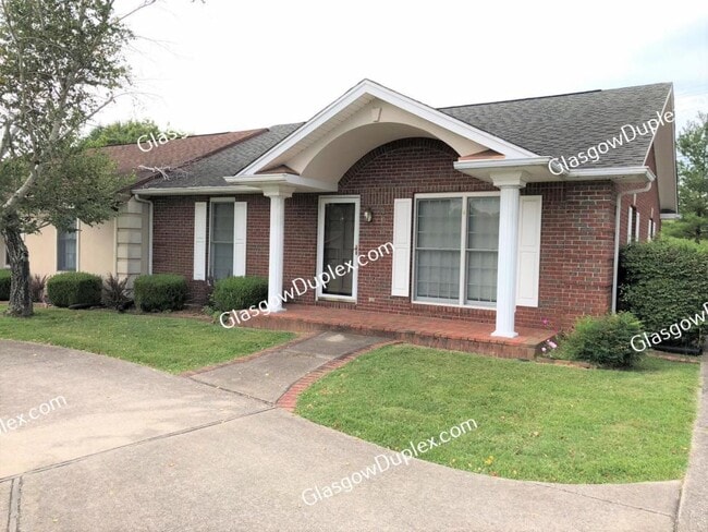 Primary Photo - 100 Sandwood Dr