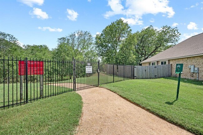 Building Photo - 6717 Alleyton Dr