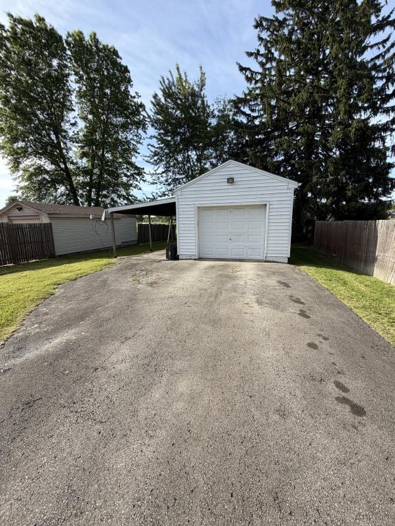 Building Photo - 52 Meadowbrook Ave