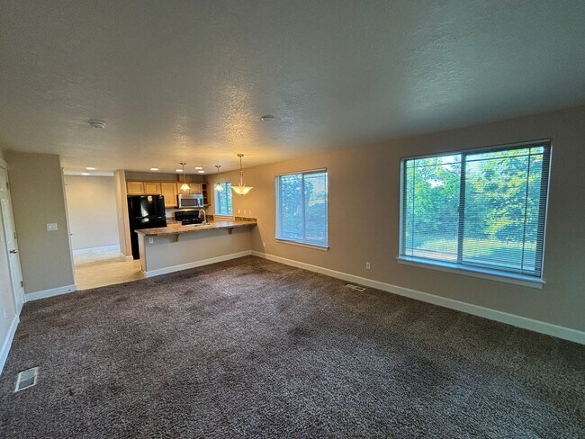 Building Photo - 234
