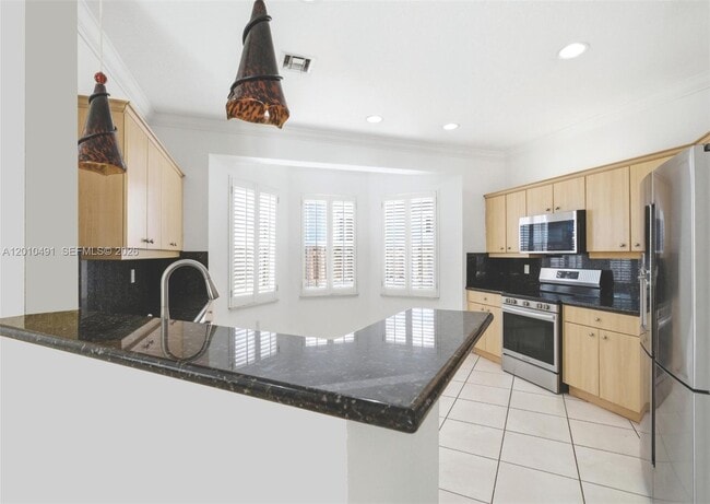 Building Photo - 15203 SW 142nd Ave