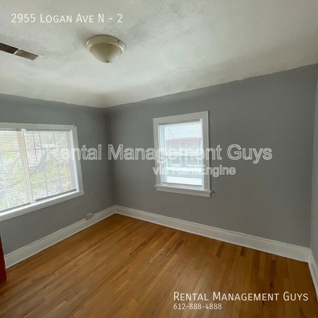 Building Photo - 2955 N Logan Ave