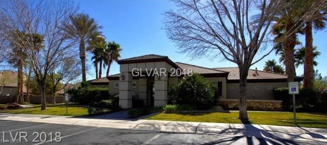 Building Photo - 10191 Birch Bluff Ln