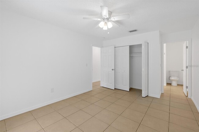 Building Photo - 2258 S Daytona Ave