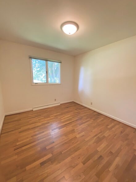 Building Photo - 1446 Norman Park Dr