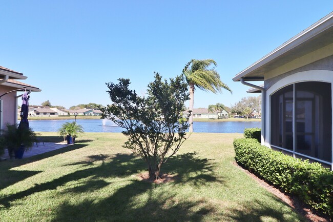 Building Photo - 1812 Sandhill Crane Dr