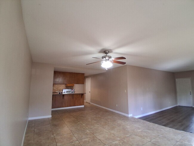 Building Photo - SanClemente3537