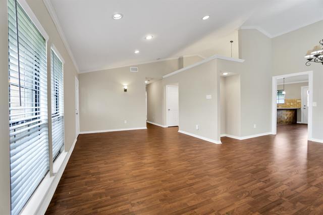 Building Photo - 6804 Beeman Dr