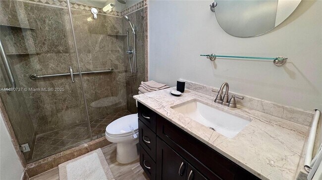 Building Photo - 3505 S Ocean Dr