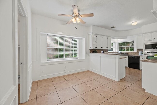 Building Photo - 20231 Brondesbury Dr