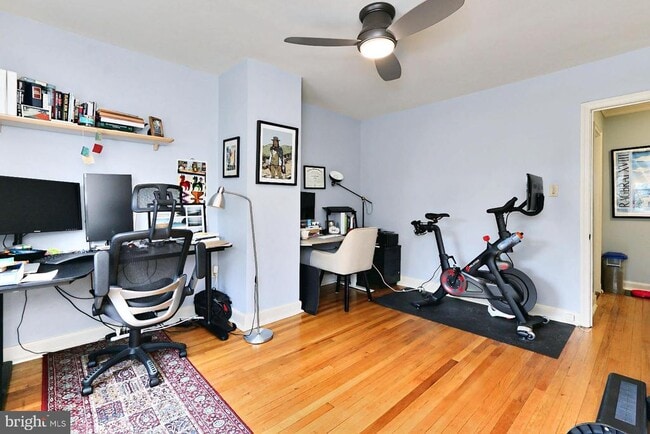 Building Photo - 1724 E St NE