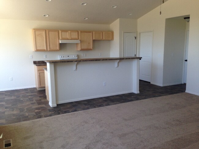 Building Photo - 805 Lakebrook Ct