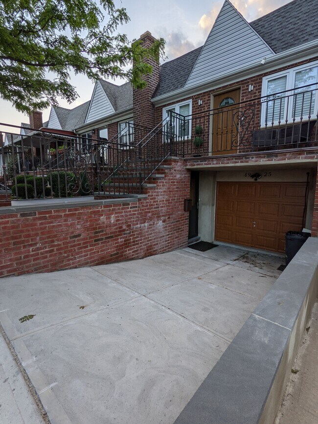 Building Photo - 8925 75th Ave