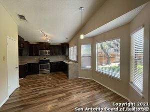 Building Photo - 13923 Cedar Canyon