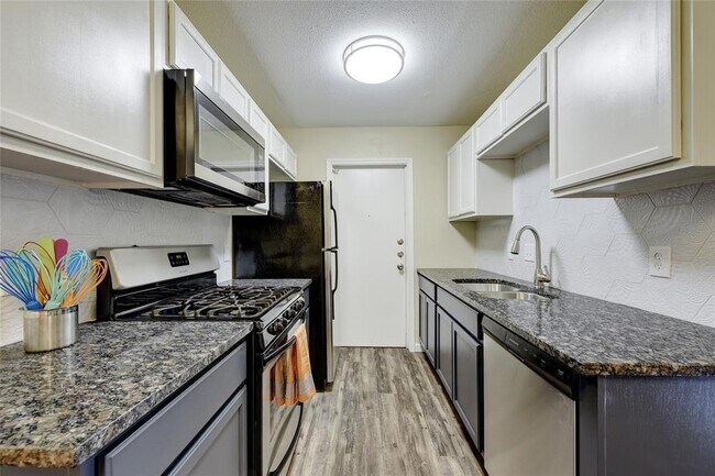 Building Photo - 401 Blackson Ave