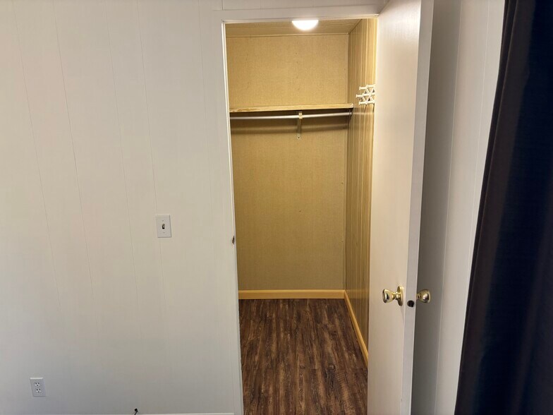 Building Photo - 2658 SW Monarch Trl