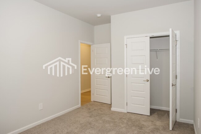 Building Photo - 154 Fenwick Pl