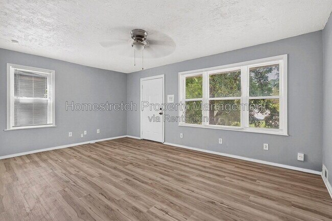 Building Photo - 7534 Blanding Dr