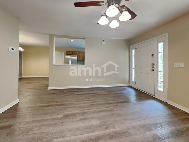 Building Photo - 4809 Wheatfield Dr