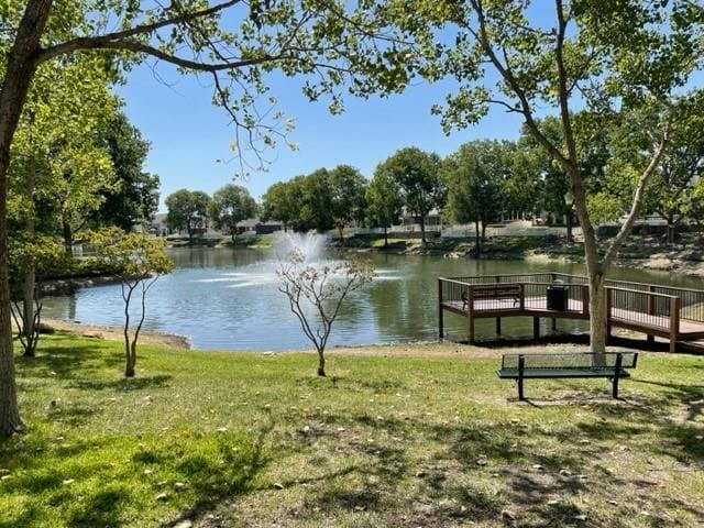 Building Photo - 10253 Lakeview Dr