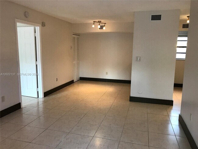 Building Photo - 18224 Mediterranean Blvd