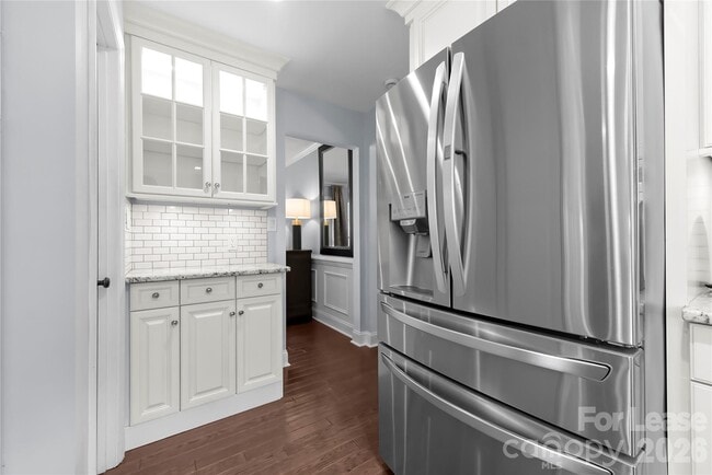 Building Photo - 19314 Yachtman Dr