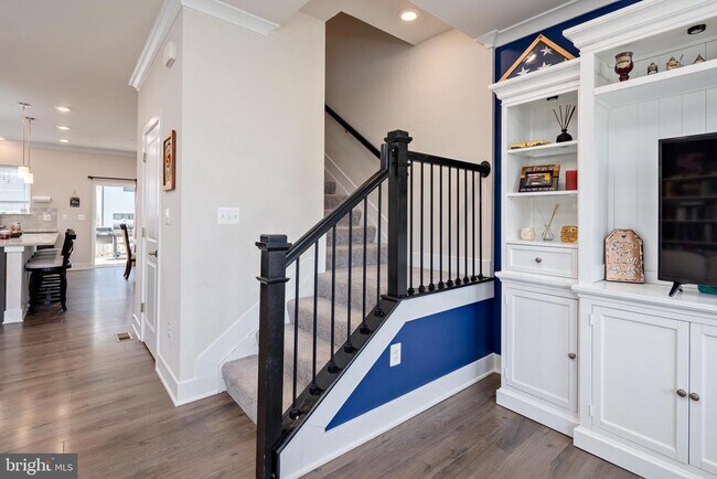Building Photo - 618 Chalcedony Ln