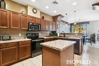 Building Photo - Luxurious 3BR Condo in Anthem