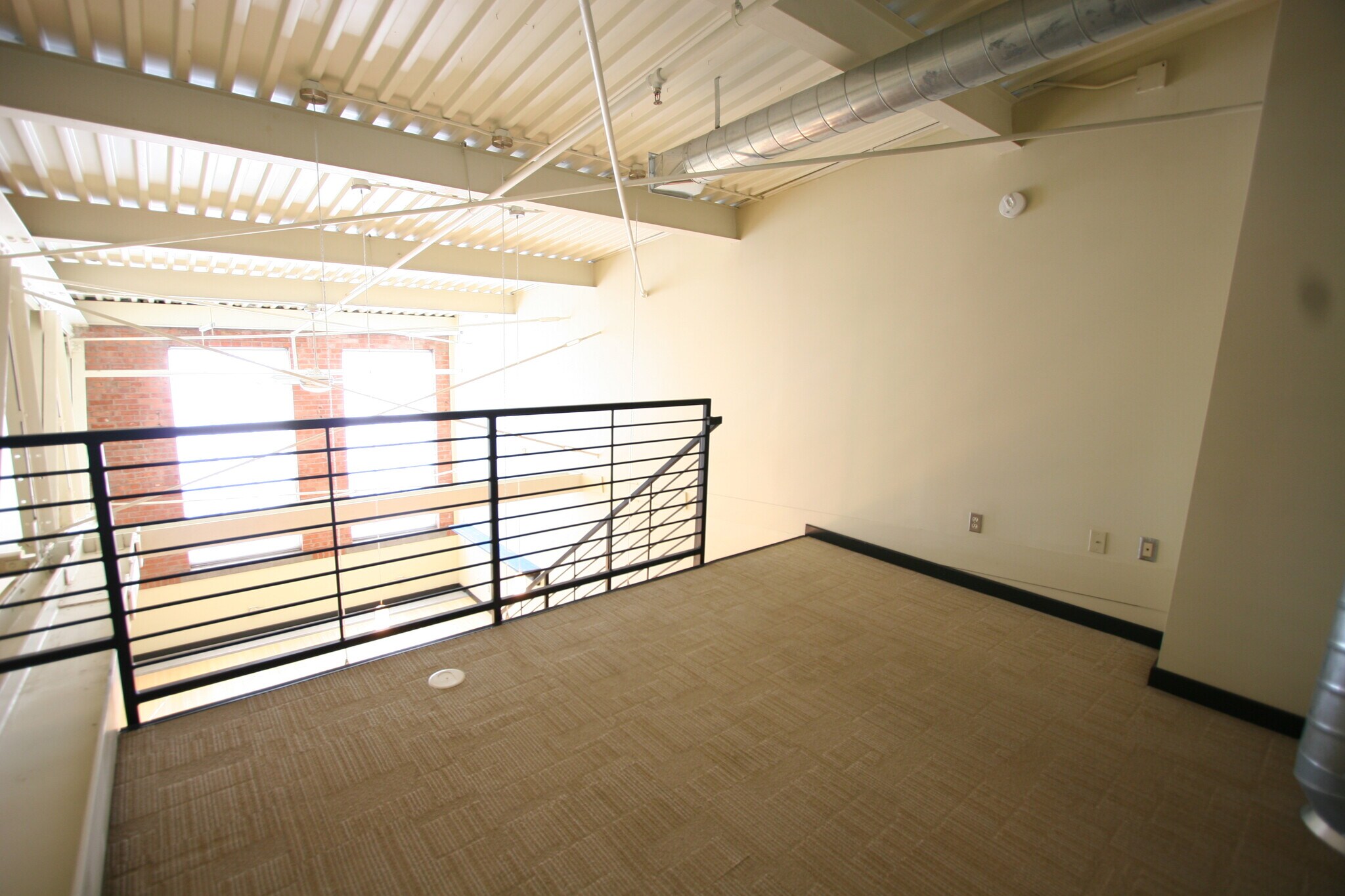 Building Photo - 300 Tijeras Ave NE