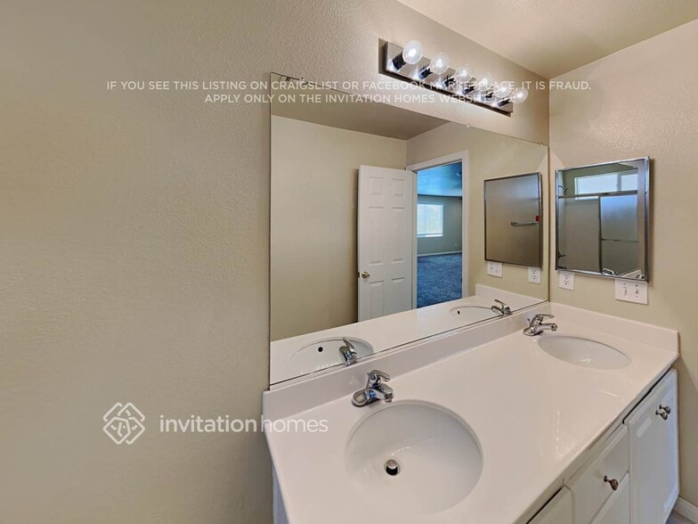 Building Photo - 4112 N Dream Day St
